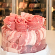 [한돈케이크] 카우진 한돈케이크 1.5kg (삼겹살-600g / 목살-500g / 항정살-200g / 가브리살-200g)