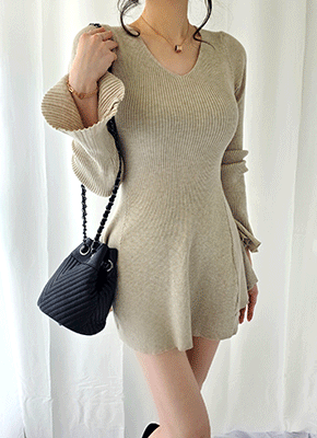 골지브이니트미니원피스