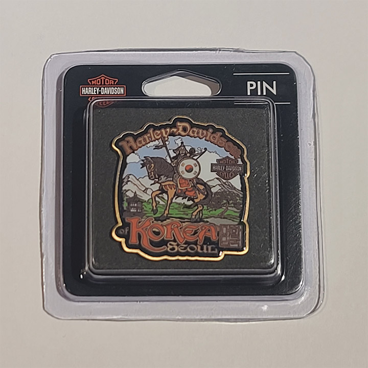 🔵KOREA ROAD WARRIOR PIN