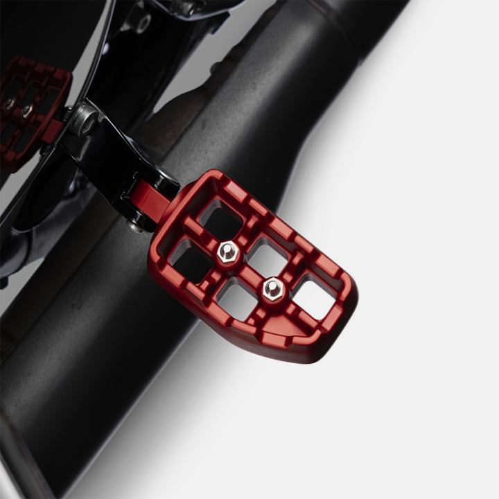 레드라인 컬렉션 동승자 풋페그 - 레드 (투어링)