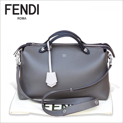 팬디(FENDI)바이더웨이 라지 토드 숄더백(8BL125)