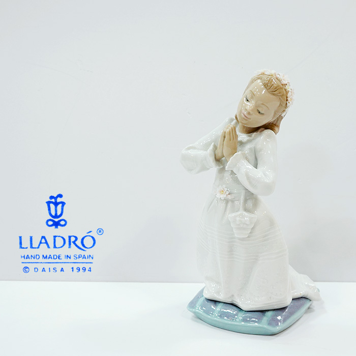 스페인 야드로 인형 - 영성체 기도 소녀
