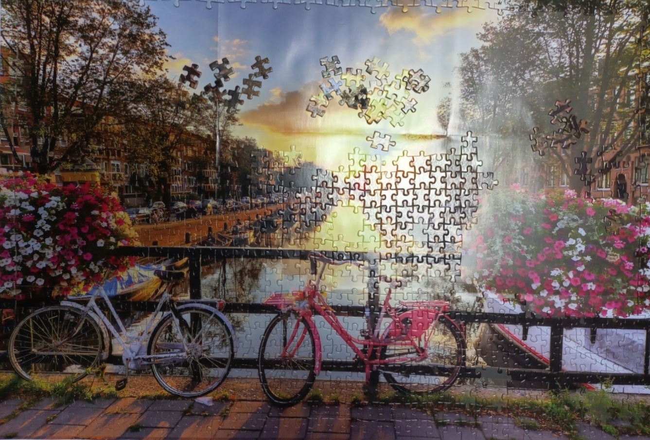 암스테르담의 아름다운 일출 도전.jpg