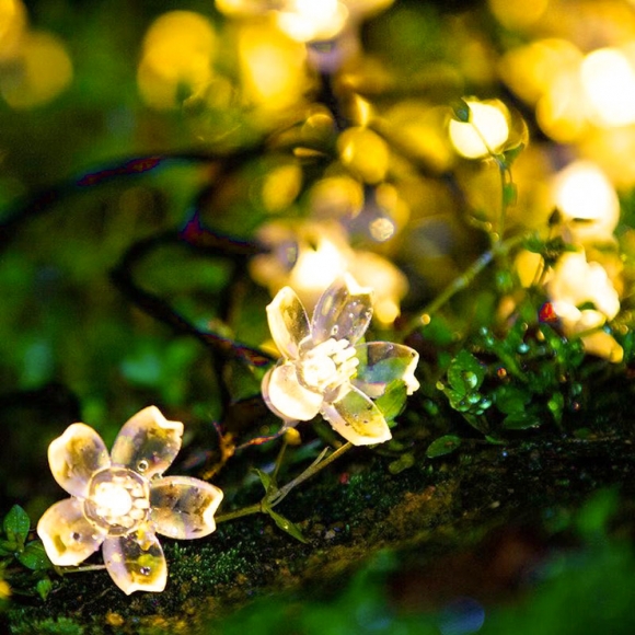 RXTS21091 태양광 LED 50구 플라워 가랜드 전구 5m 웜색 8가지점멸 정원 꽃조명  트리장식 크리스마스